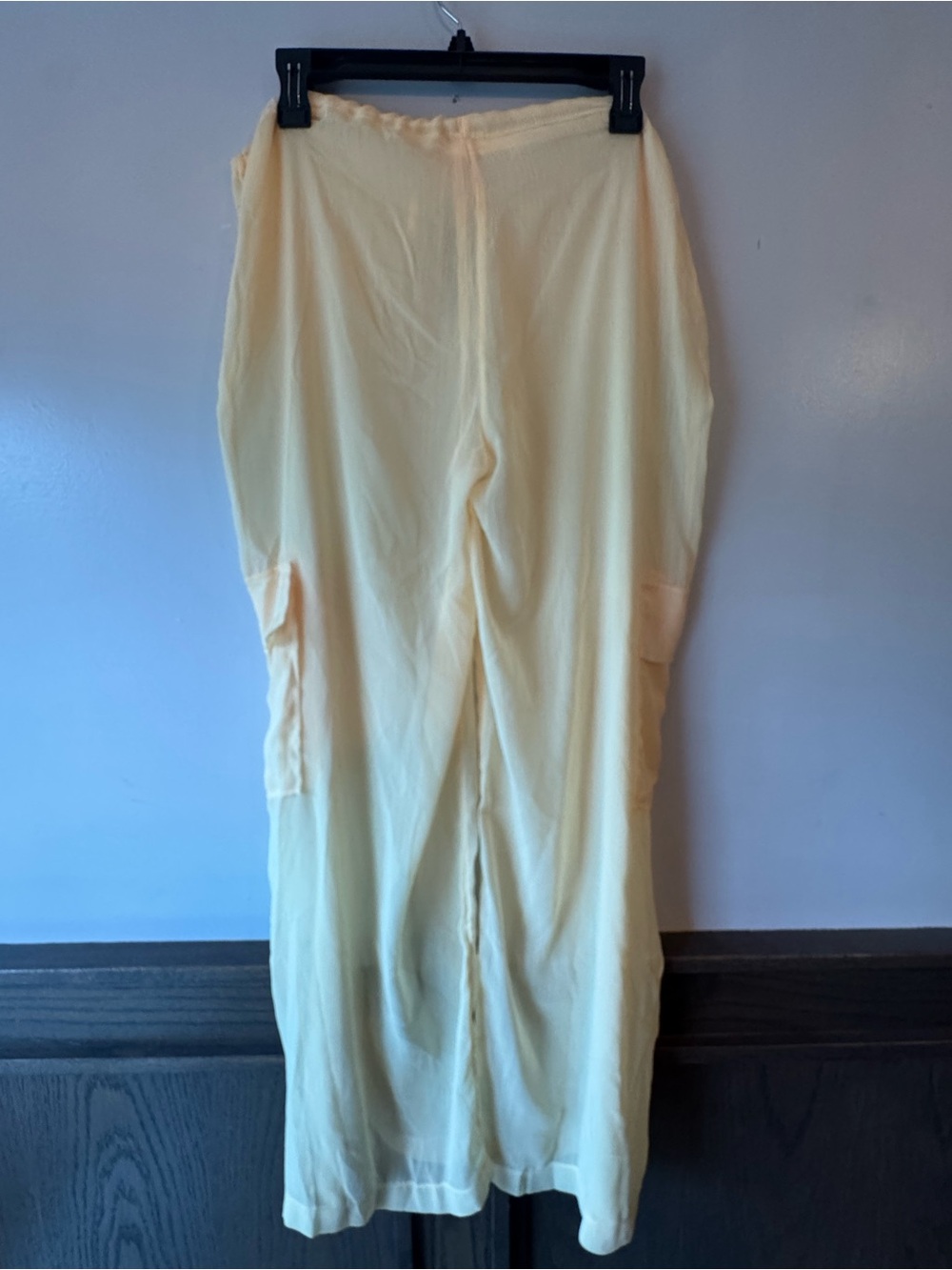 Light Yellow Wide Leg Drawstring swim coverup cargo Pants small nwt - Picture 2 of 5